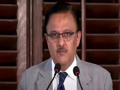 धन्यवाद न्या. अभय ओक, आपण तसे बोलल्यामुळे…